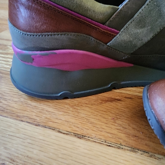 Jeffrey Campbell Retro Kicks  Maryjane Sneaker Size 8 Olive Brown Pink Sporty - Picture 7 of 12